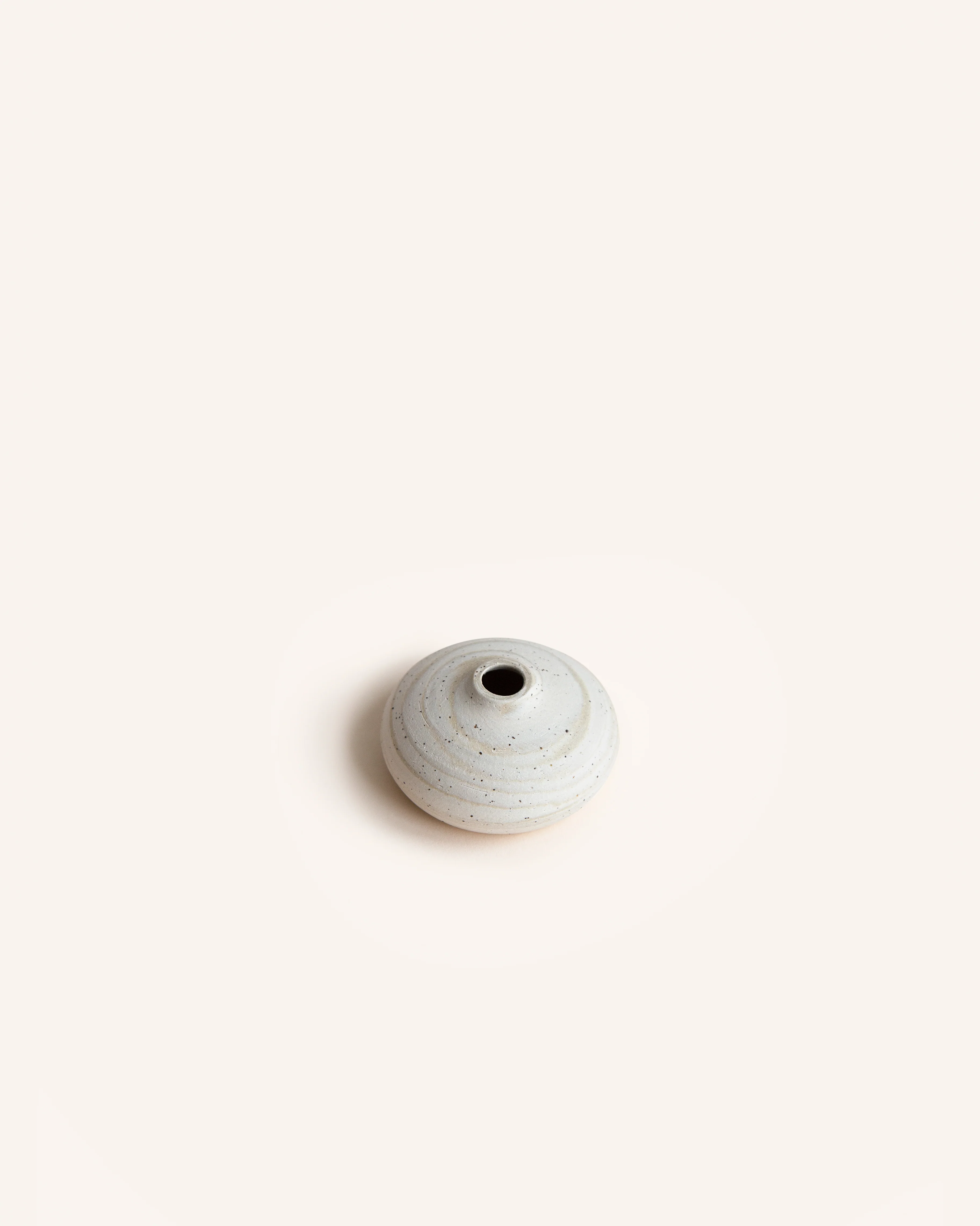 Skye Sand Vase in Cream Marble - Mini - Image 3